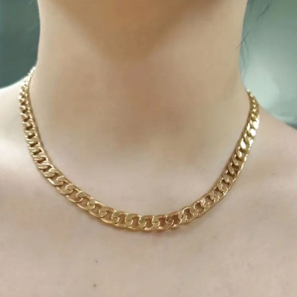 18k gold Cuban chain necklace